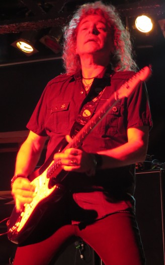 Dave Meniketti